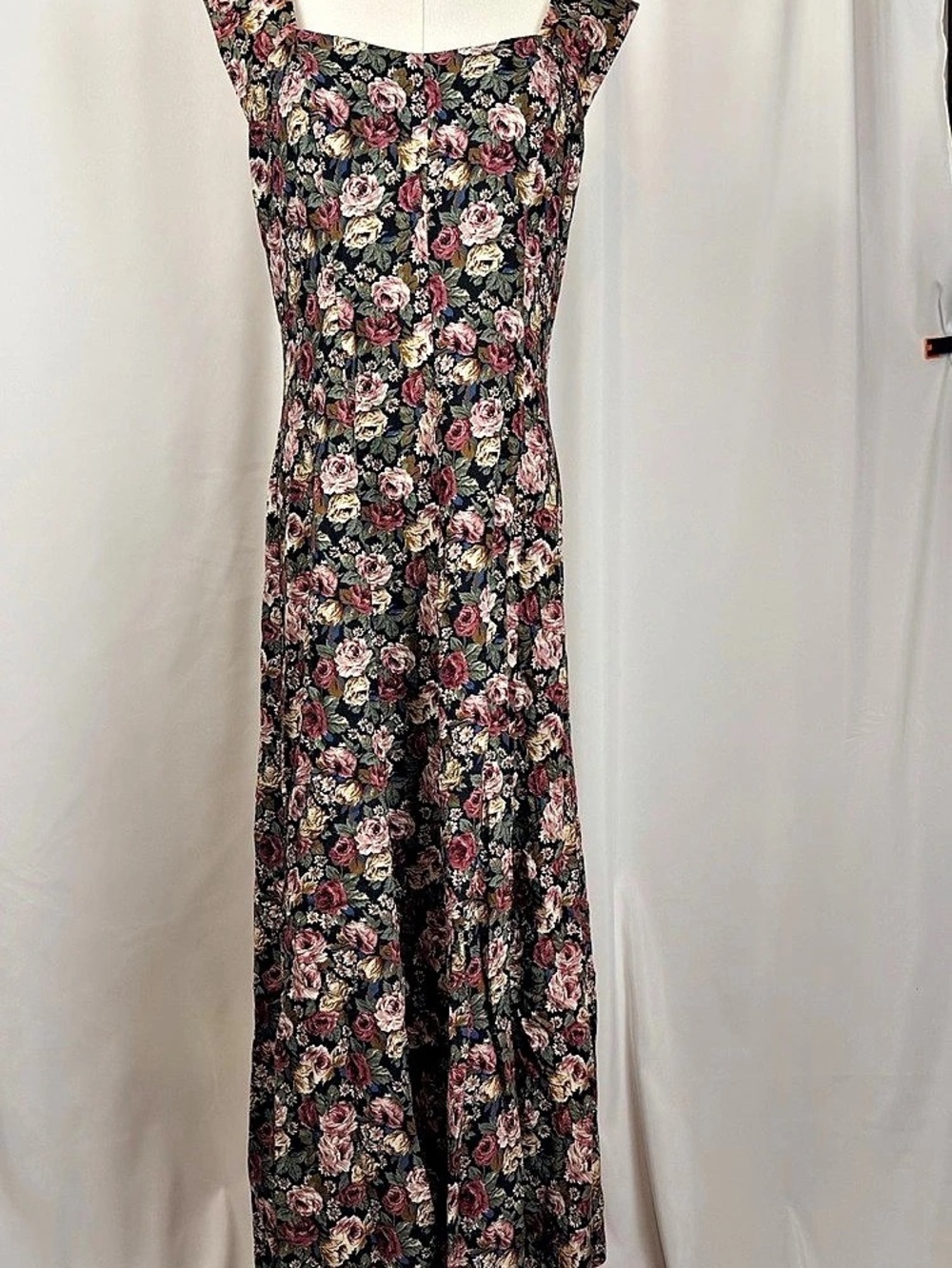 Vintage All That Jazz Floral Maxi Dress in Black & Pink Size 11/12